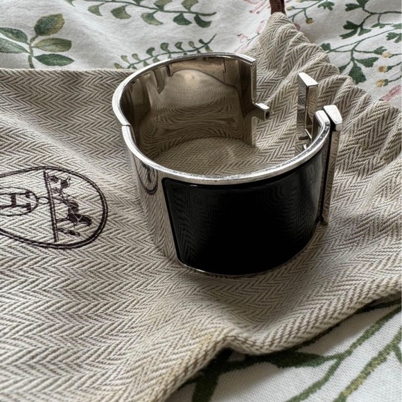 HERMÈS CLIC CLAC H BRACELET BLACK - Picture 4 of 8